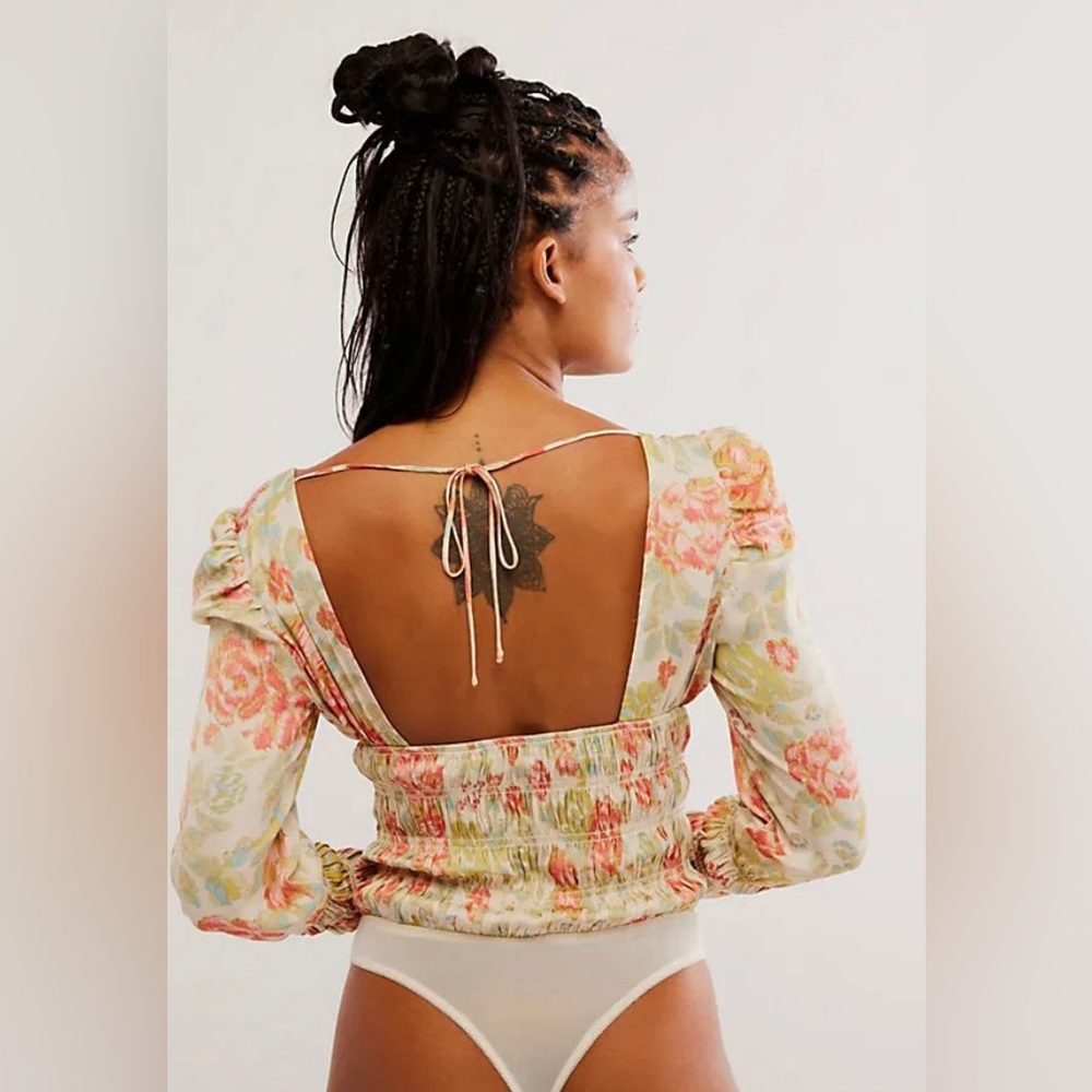 Free People Intimately Smock It To You Bodysuit size Medium Floral Ivory Smocked - Picture 3 of 15